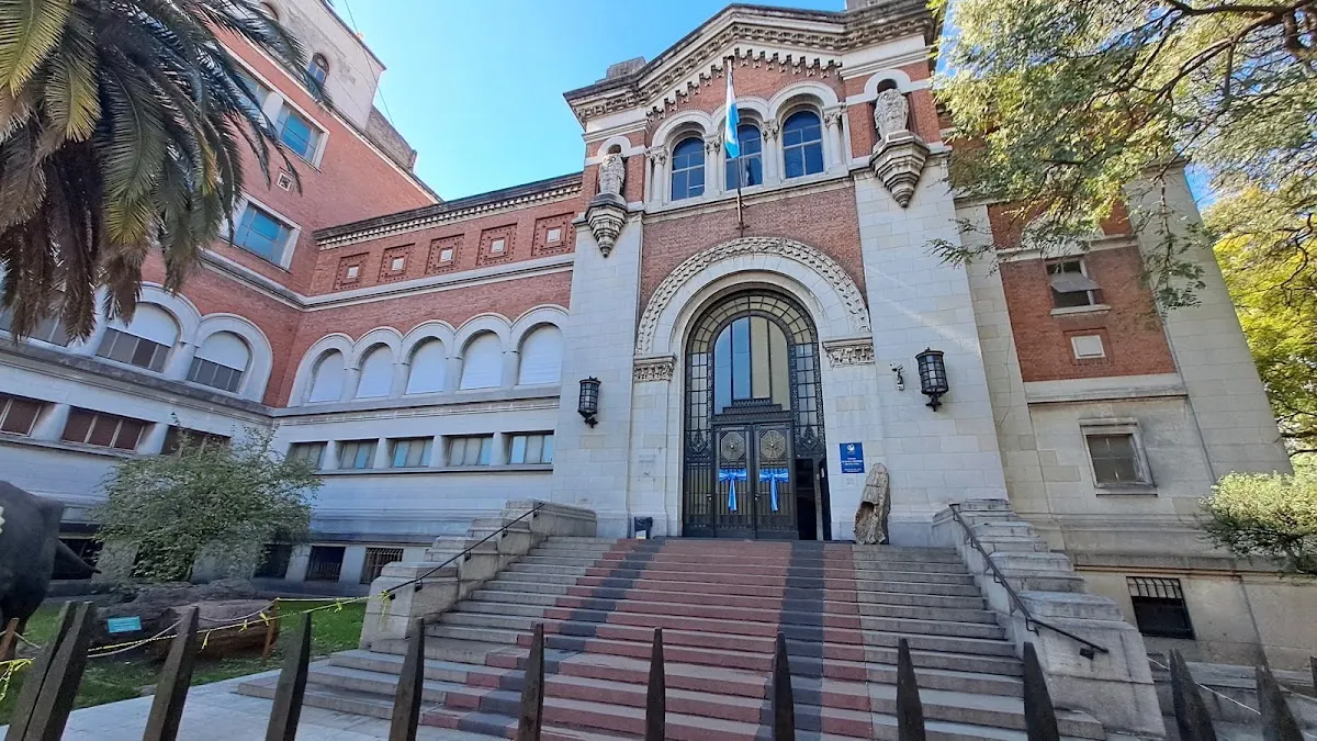 Museo Argentino De Ciencias Naturales Bernardino Rivadavia